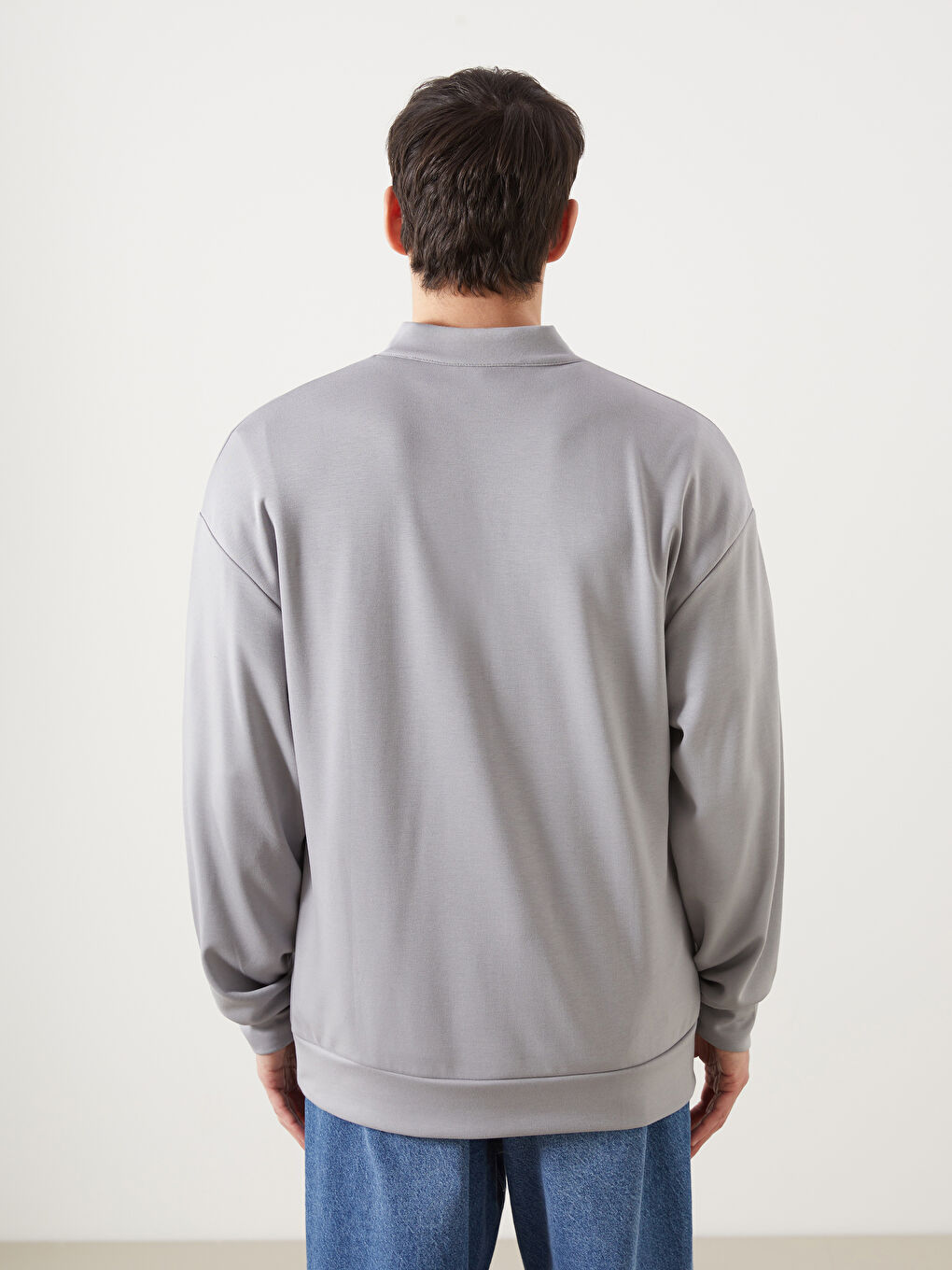 Gri Dik Yaka Erkek Sweatshirt-3