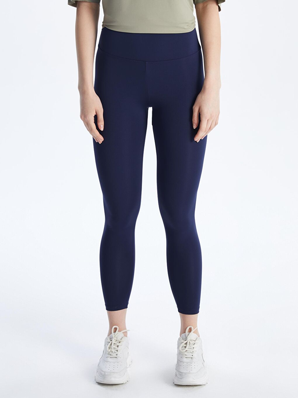 Yeşil Bisiklet Yaka Kadın Spor Tişört-1