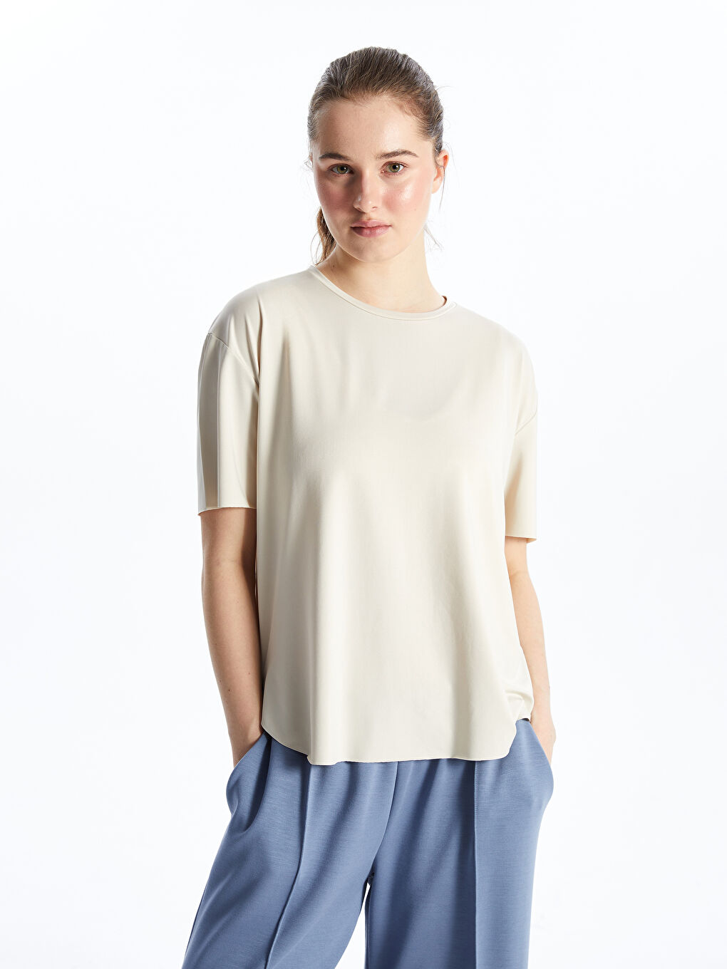 Bej Bisiklet Yaka Kadın Spor Tişört