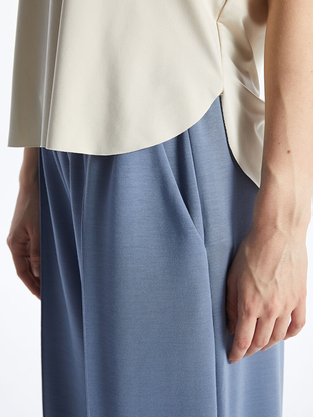 Bej Bisiklet Yaka Kadın Spor Tişört-2