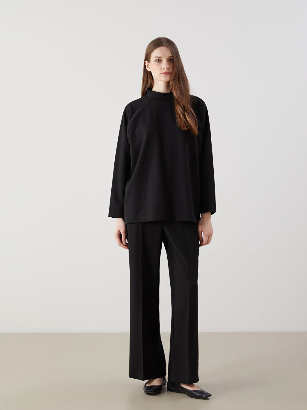 Siyah Dik Yaka Oversize Kadın Sweatshirt Tunik-1