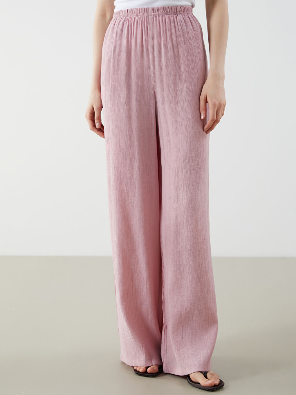 LCW Vision Pantalon Texturé à Taille Élastiquée pour Femmes -S5MV91Z8-ZEC