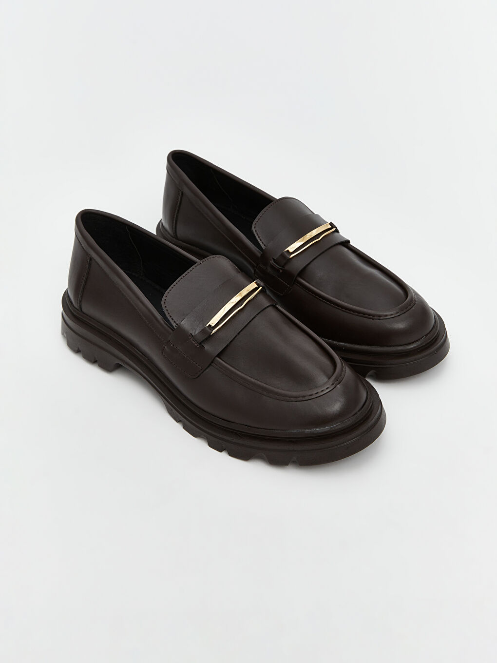 Kahverengi Deri Görünümlü Kadın Loafer Ayakkabı