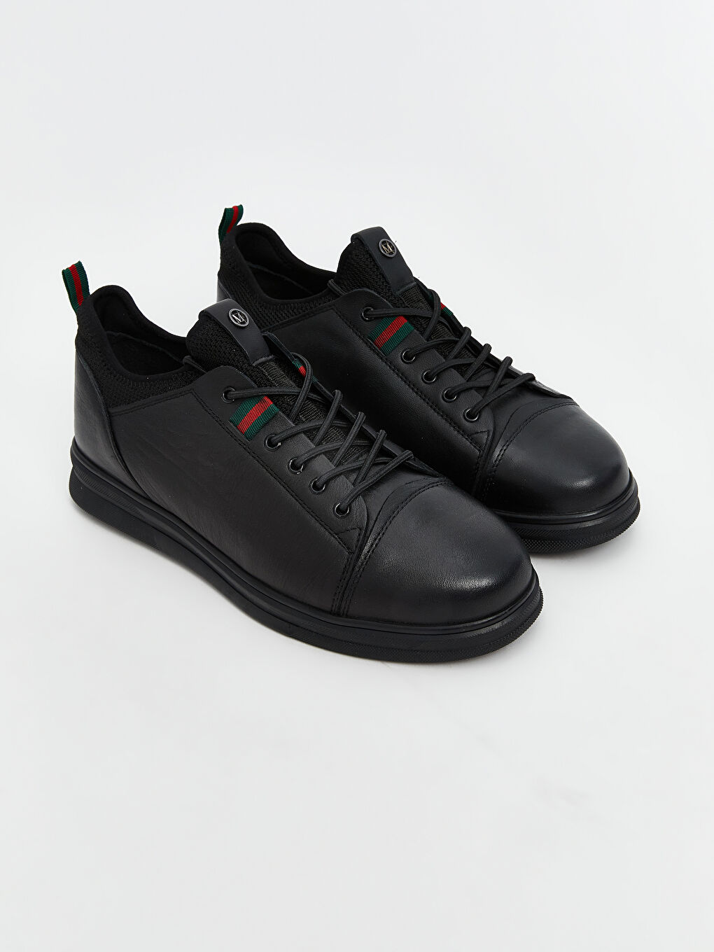 Siyah Hakiki Deri Bağcıklı Erkek Spor Ayakkabı