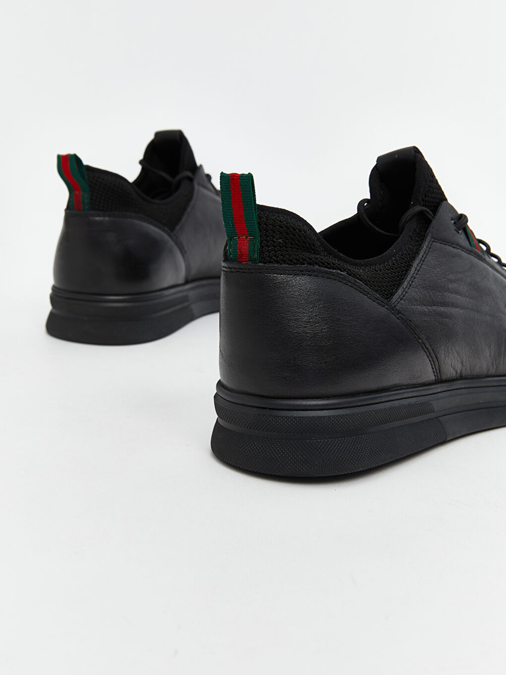 Siyah Hakiki Deri Bağcıklı Erkek Spor Ayakkabı-4