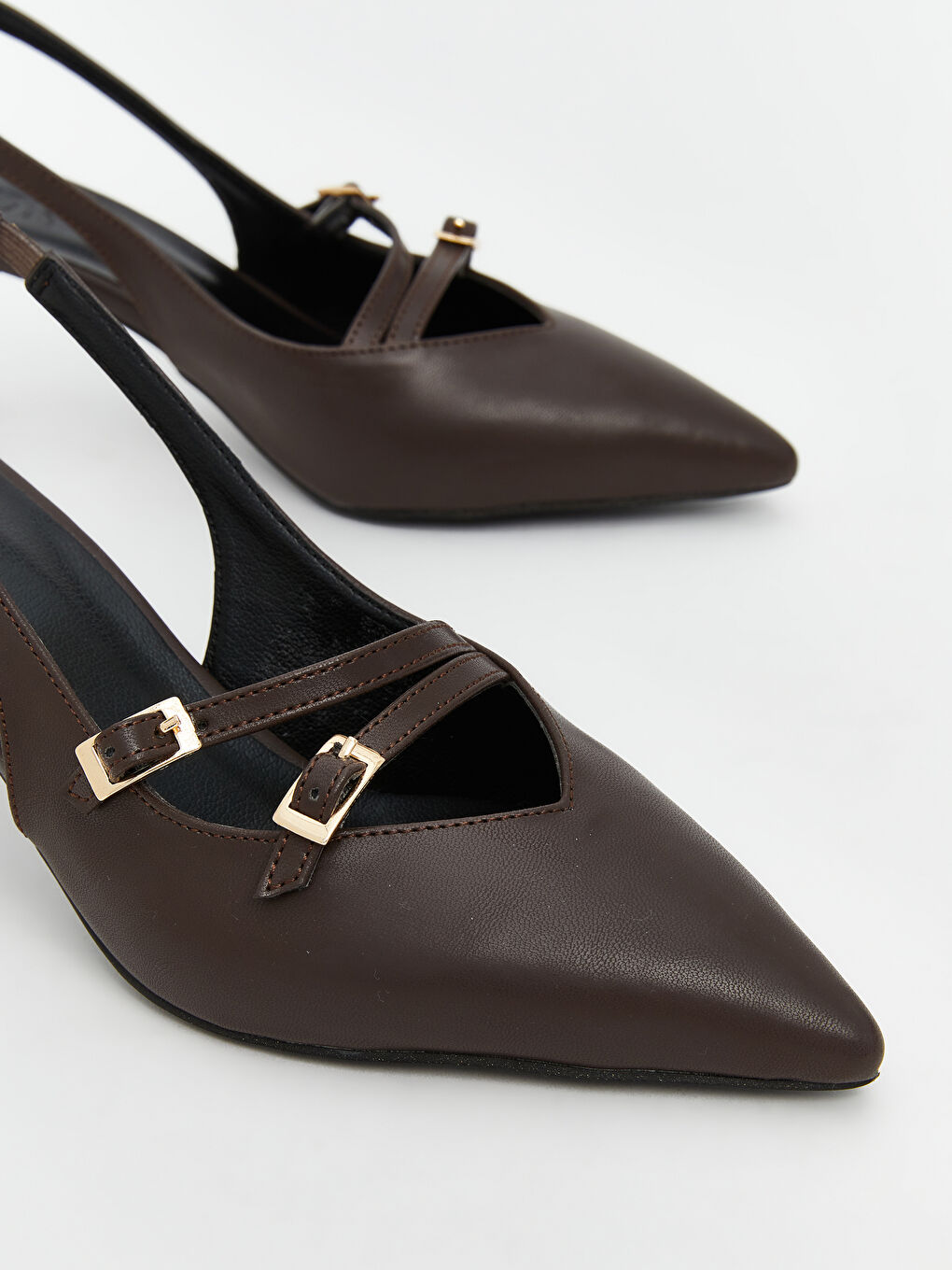 حذاء بكعب عالي بمقدمة مدببة للسيدات-4