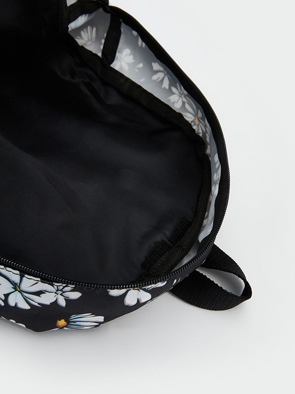 Siyah Çiçekli Kız Çocuk Okul Çantası-2