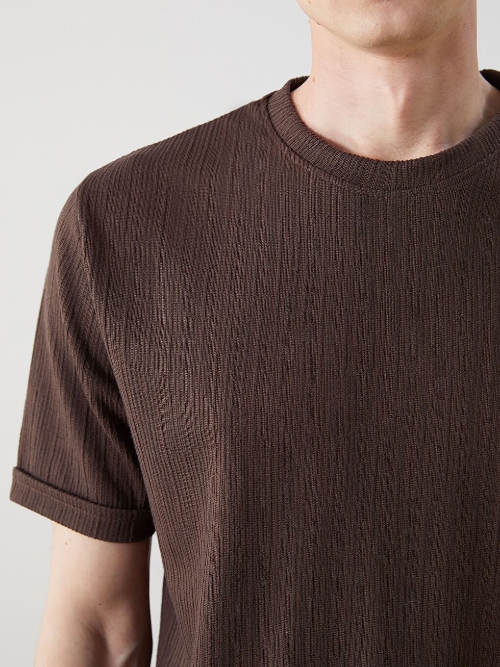 Kahverengi Bisiklet Yaka Kısa Kollu Erkek Tişört-2