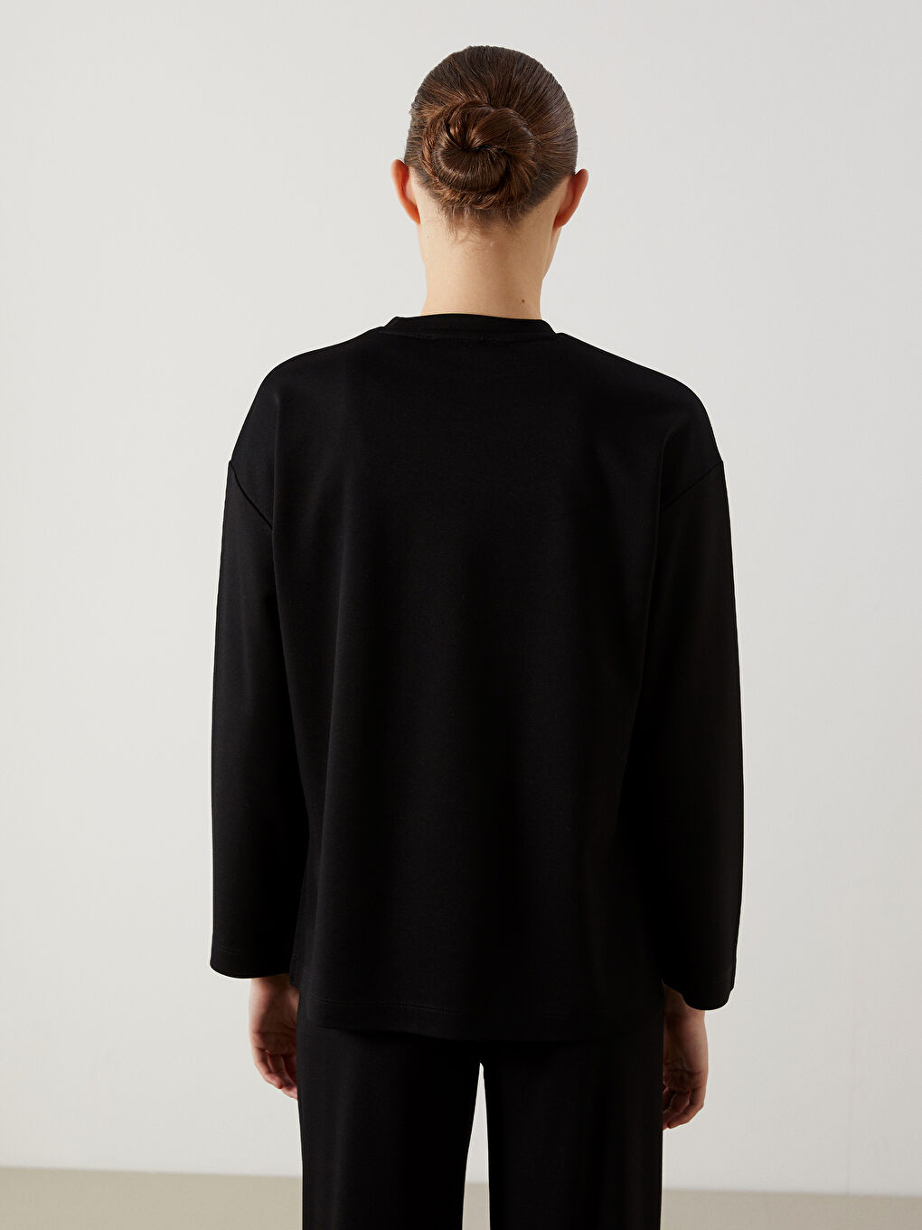 Siyah Bisiklet Yaka Oversize Kadın Sweatshirt Tunik-3