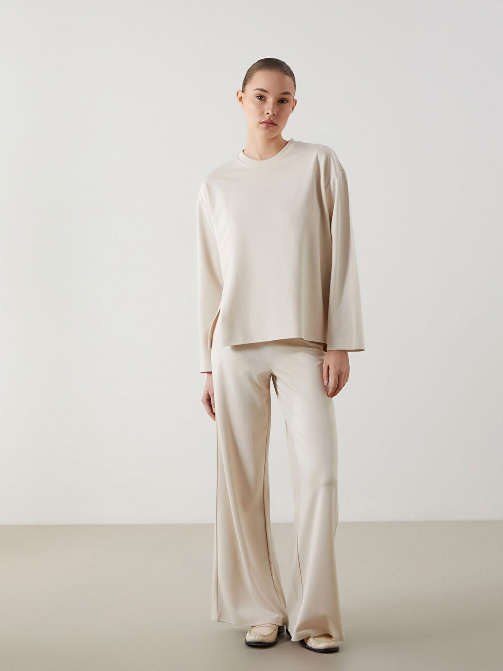 Bej Bisiklet Yaka Oversize Kadın Sweatshirt Tunik-1