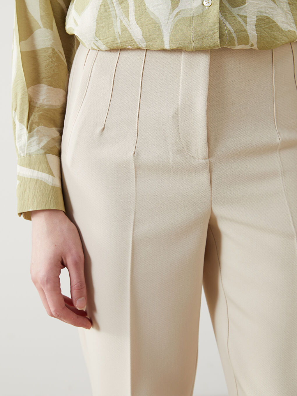 Ekru Standart Fit Kadın Pantolon-2