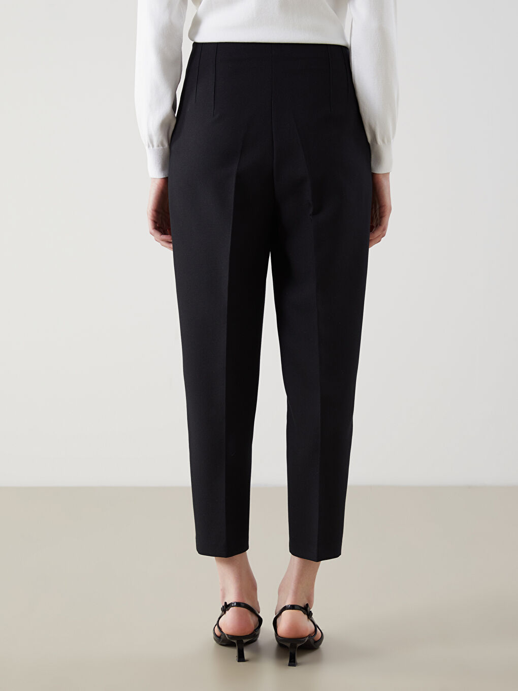 Siyah Standart Fit Kadın Pantolon-6