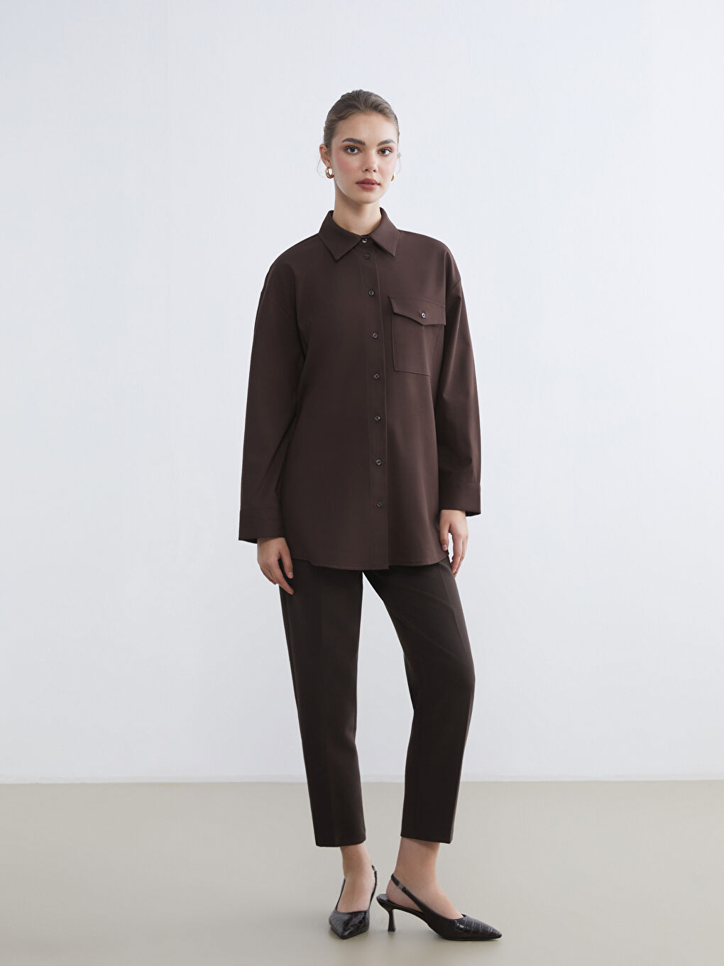 Kahverengi Standart Fit Kadın Pantolon-1