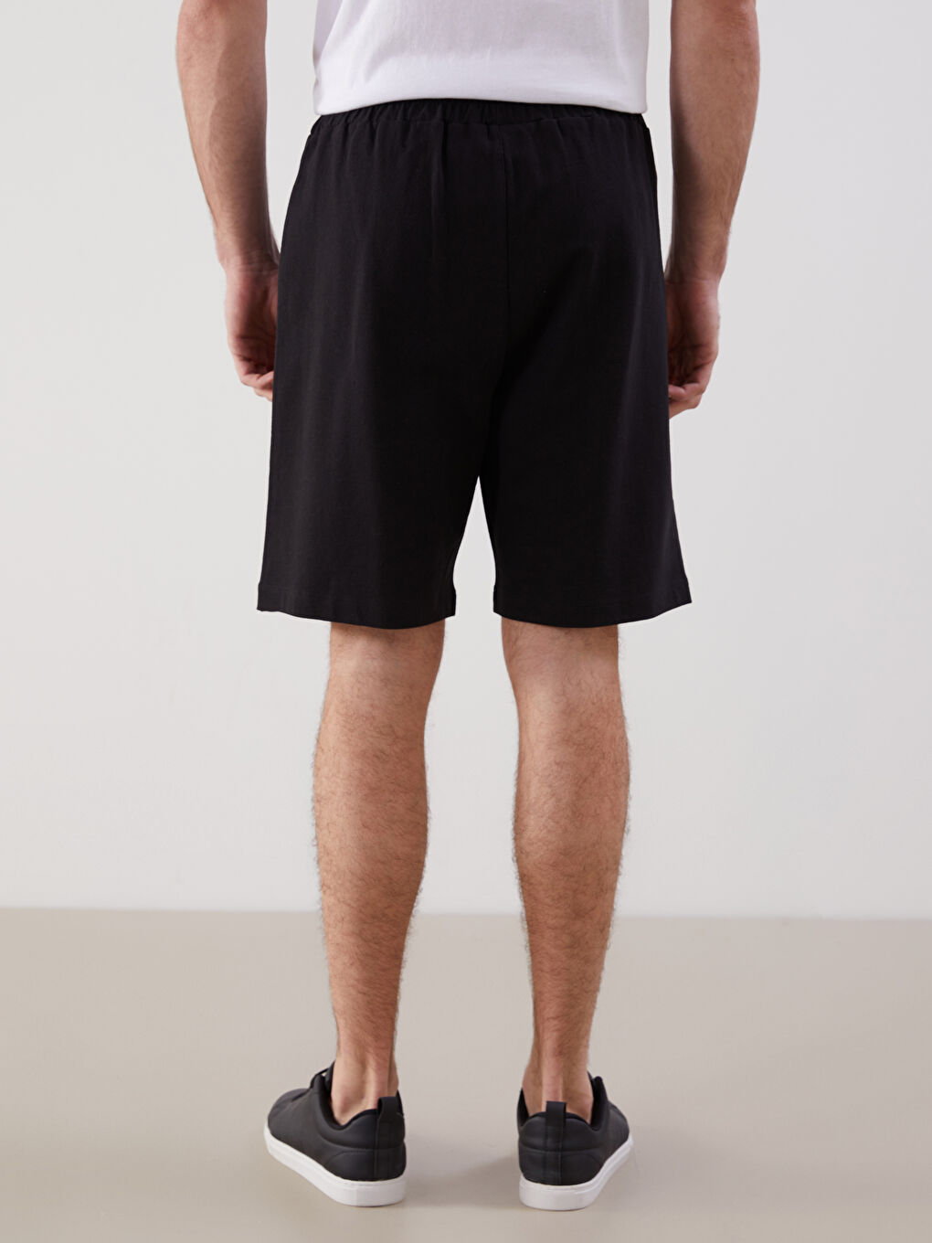 Siyah Standart Kalıp Erkek Şort-3
