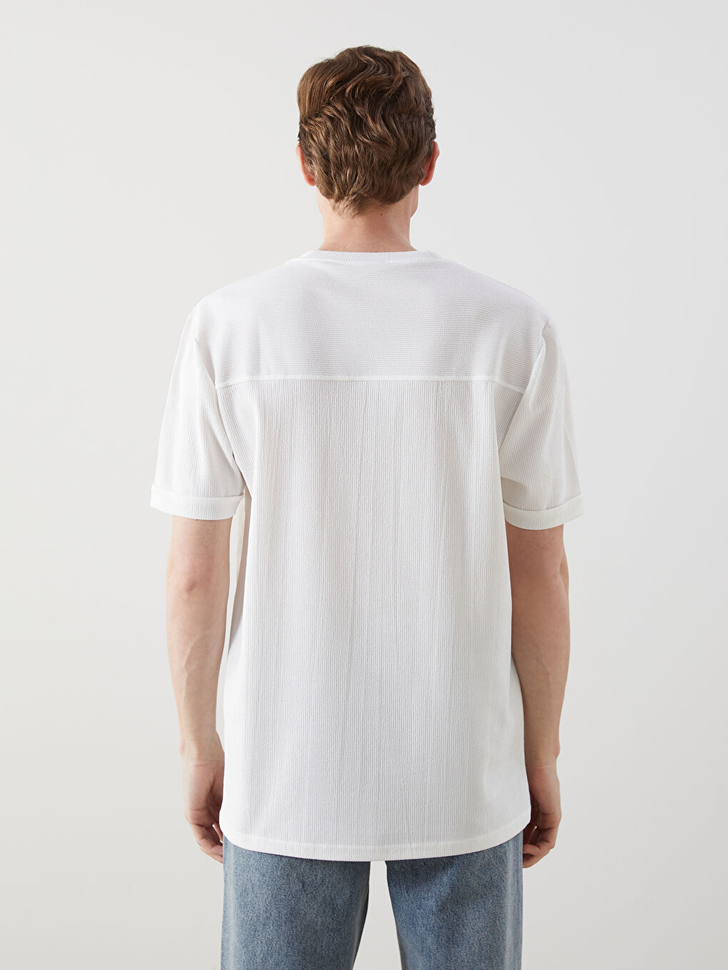 Ekru Bisiklet Yaka Kısa Kollu Erkek Dokulu Tişört-3