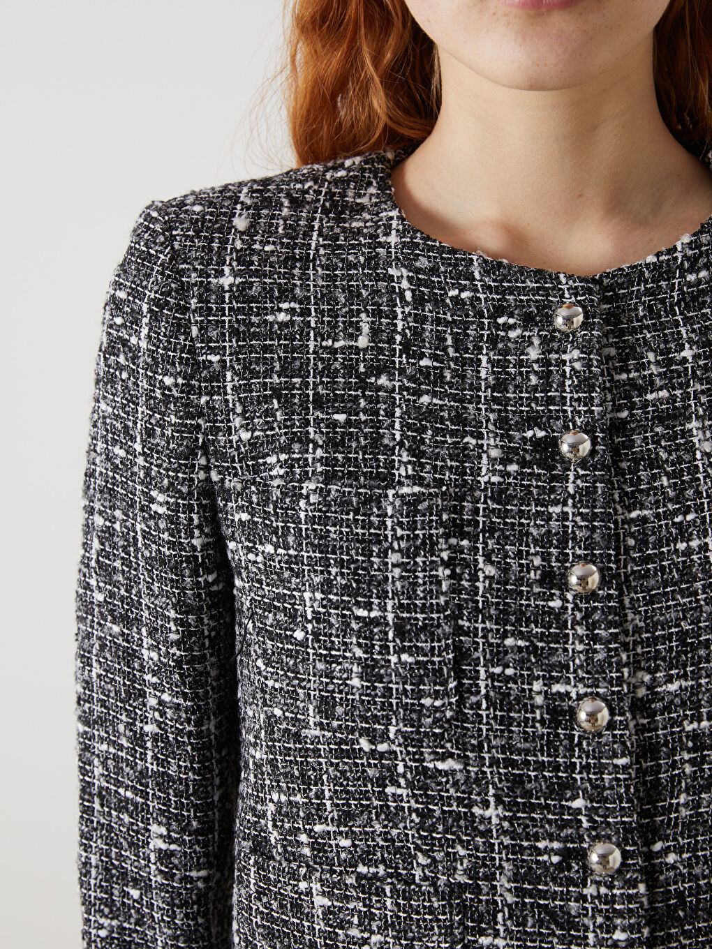Siyah Bisiklet Yaka Kendinden Desenli Kadın Tüvit Ceket-2