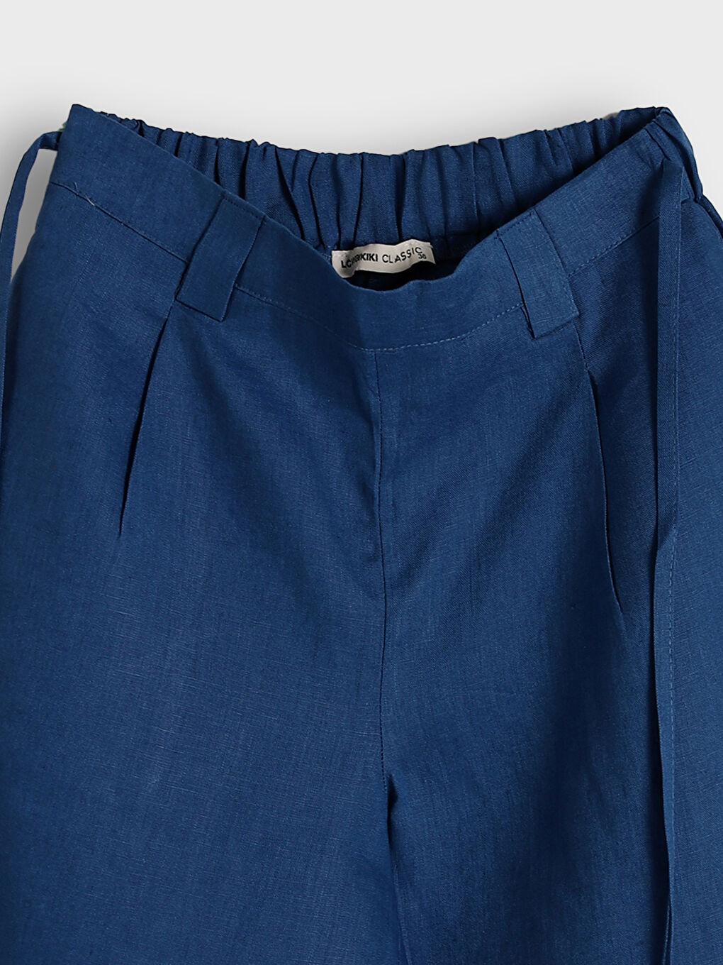 Bermuda Fit Linen Women's Shorts-2