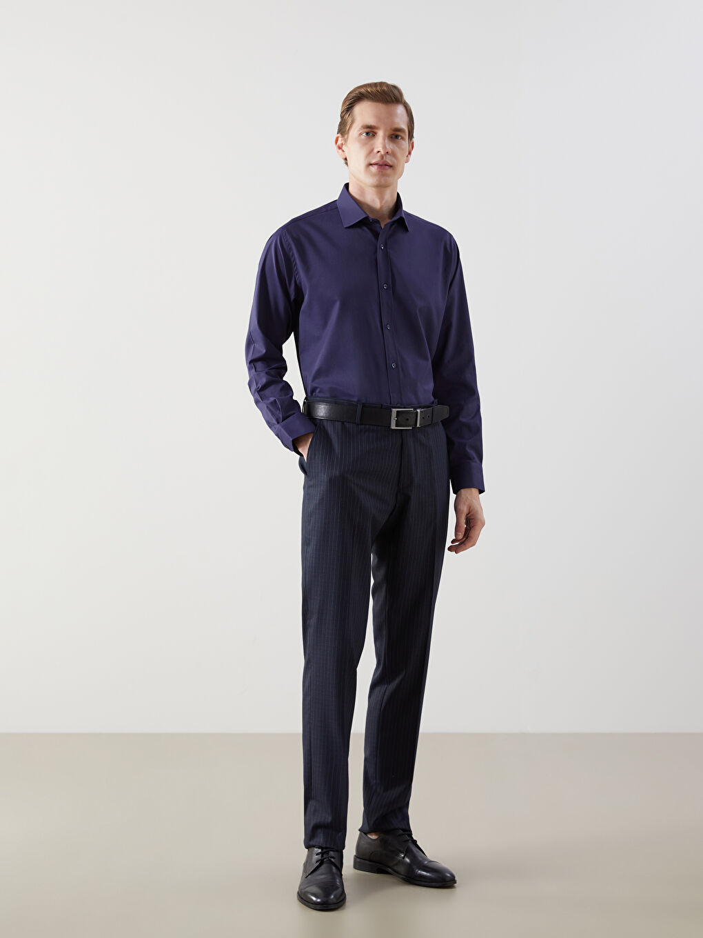 Lacivert Slim Fit Uzun Kollu Gabardin Erkek Gömlek-1