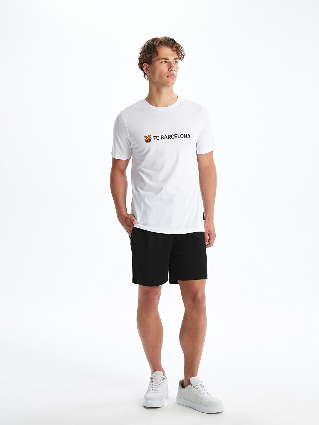 Siyah Standart Kalıp Erkek Spor Şort