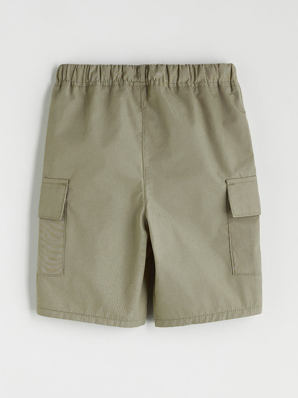 LCW Kids Boys' Shorts with Elastic Waist and Pockets -S5N526Z1-QZR