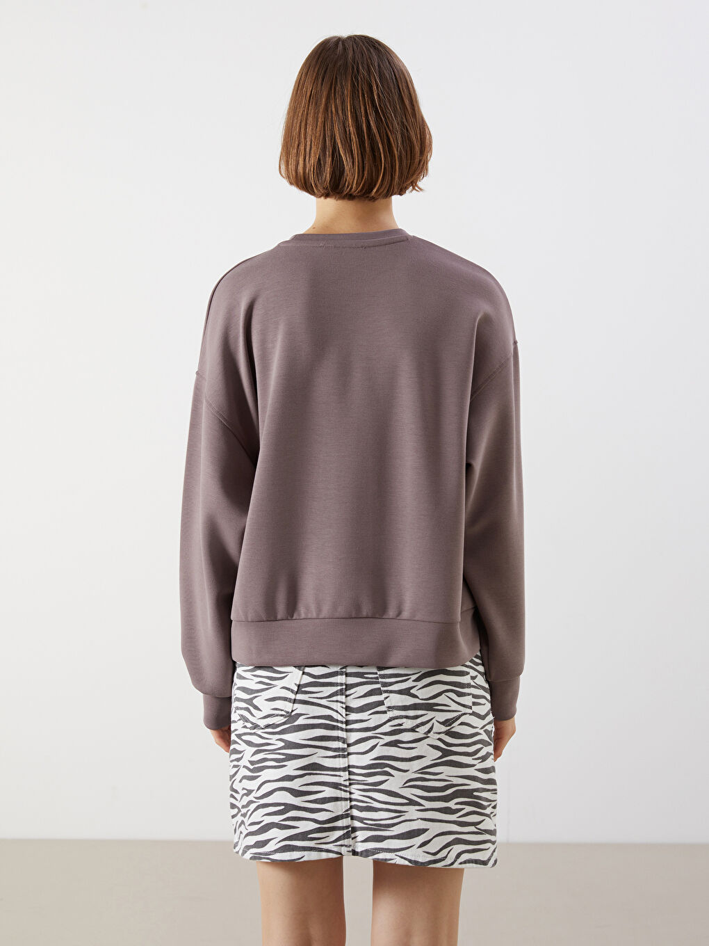 Bej Bisiklet Yaka Oversize Kadın Sweatshirt-3