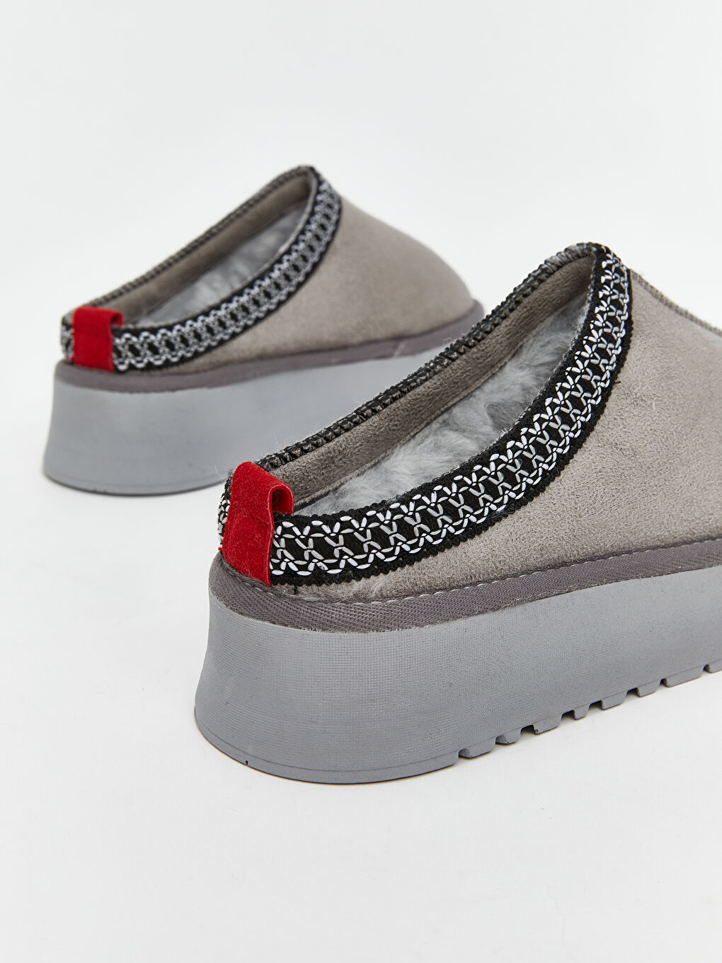 Gri İçi Tüylü Kadın Ev Terliği-4