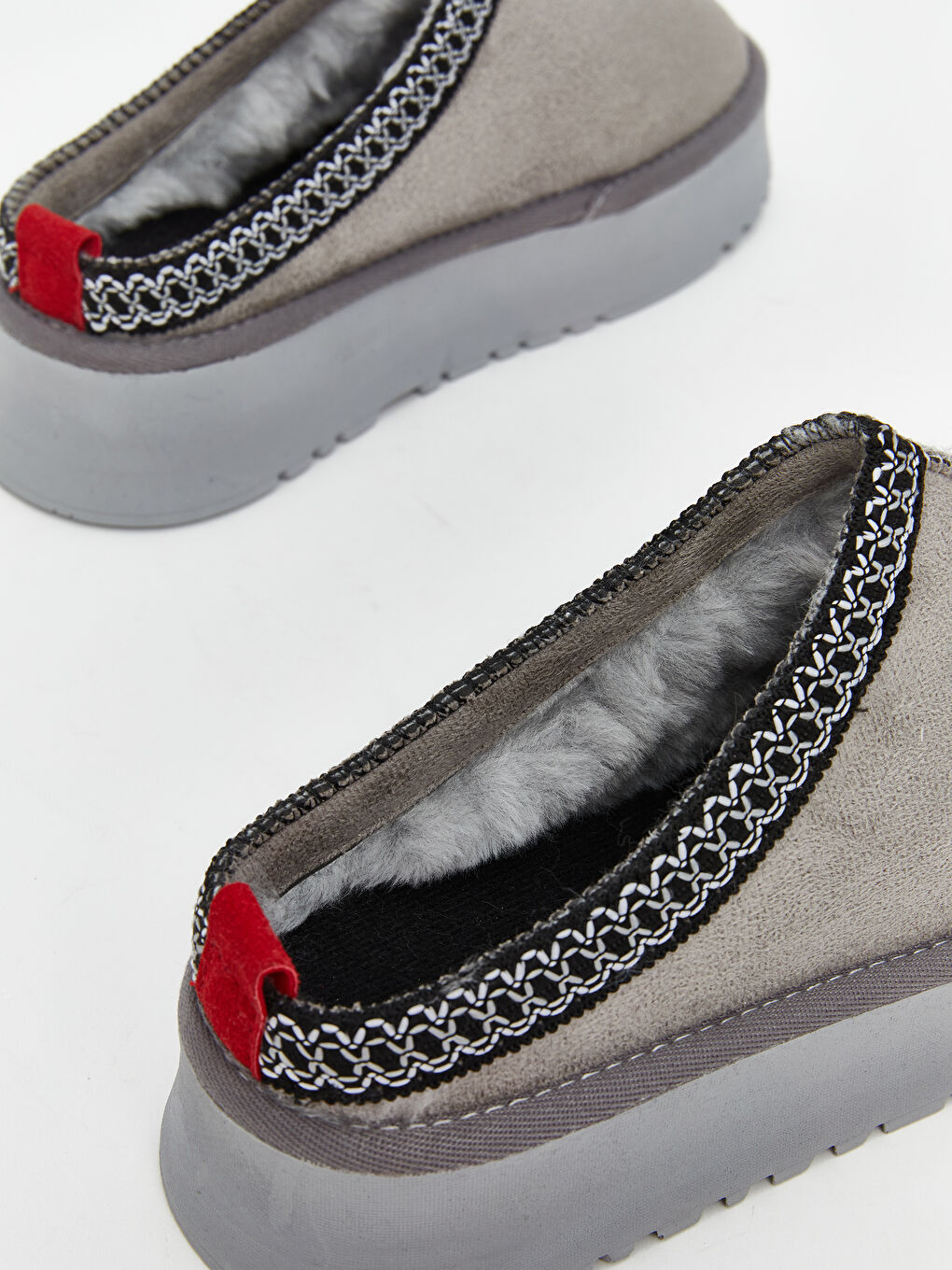 Gri İçi Tüylü Kadın Ev Terliği-5