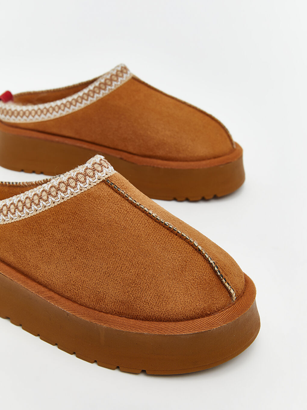 Kahverengi İçi Tüylü Kadın Ev Terliği-2