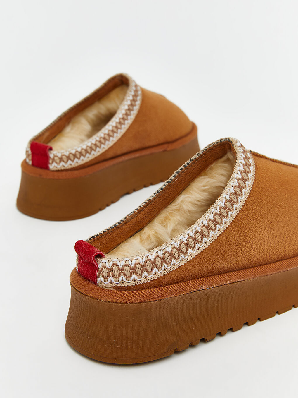 Kahverengi İçi Tüylü Kadın Ev Terliği-4