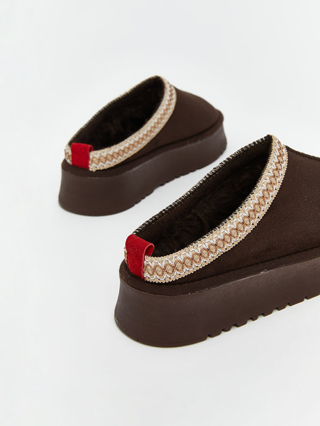 Kahverengi İçi Tüylü Kadın Ev Terliği-4