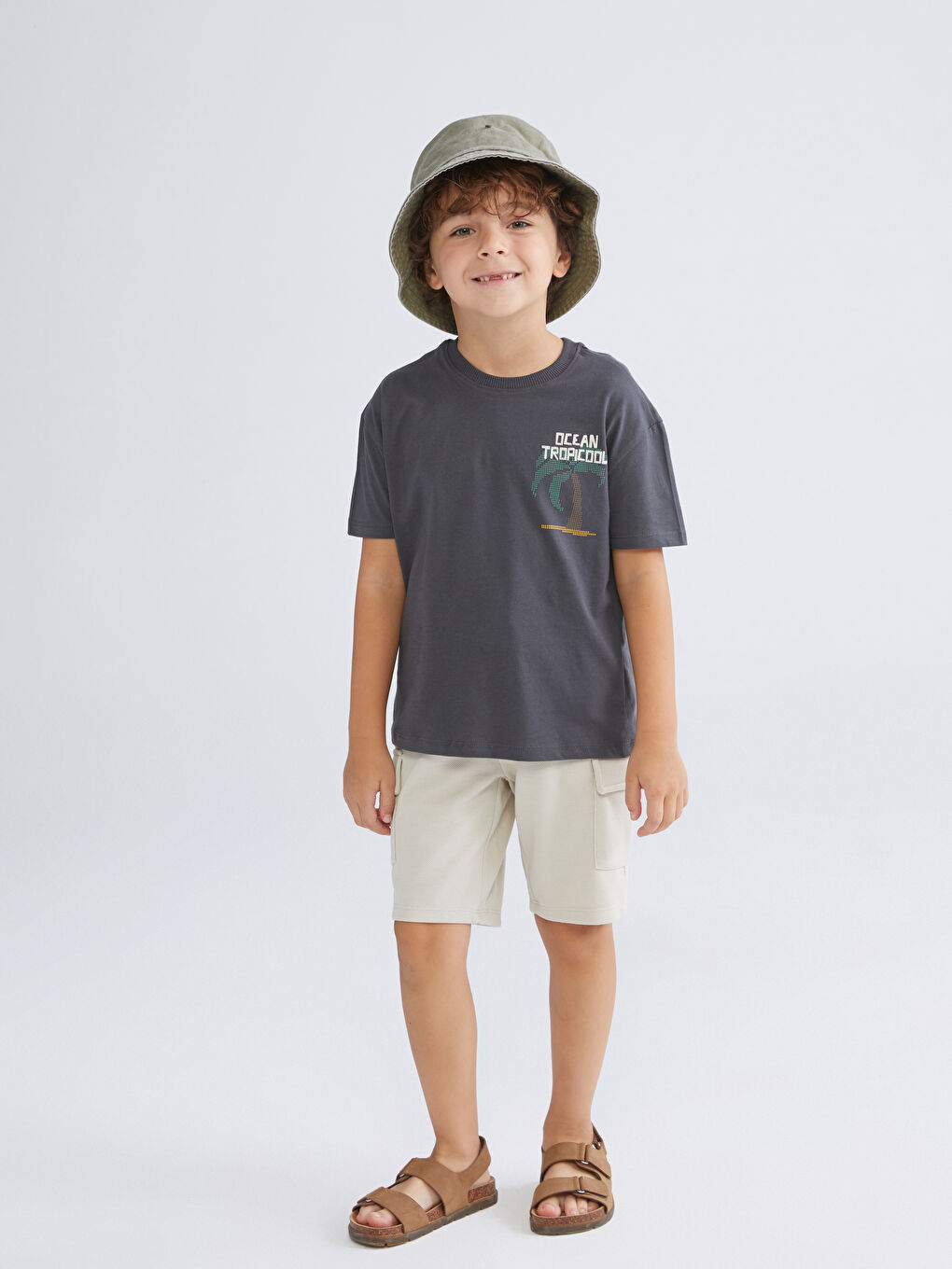 LCW Kids Printed Boys' T-Shirt and Pocketed Shorts 2 Pack -S5N867Z1-HEF
