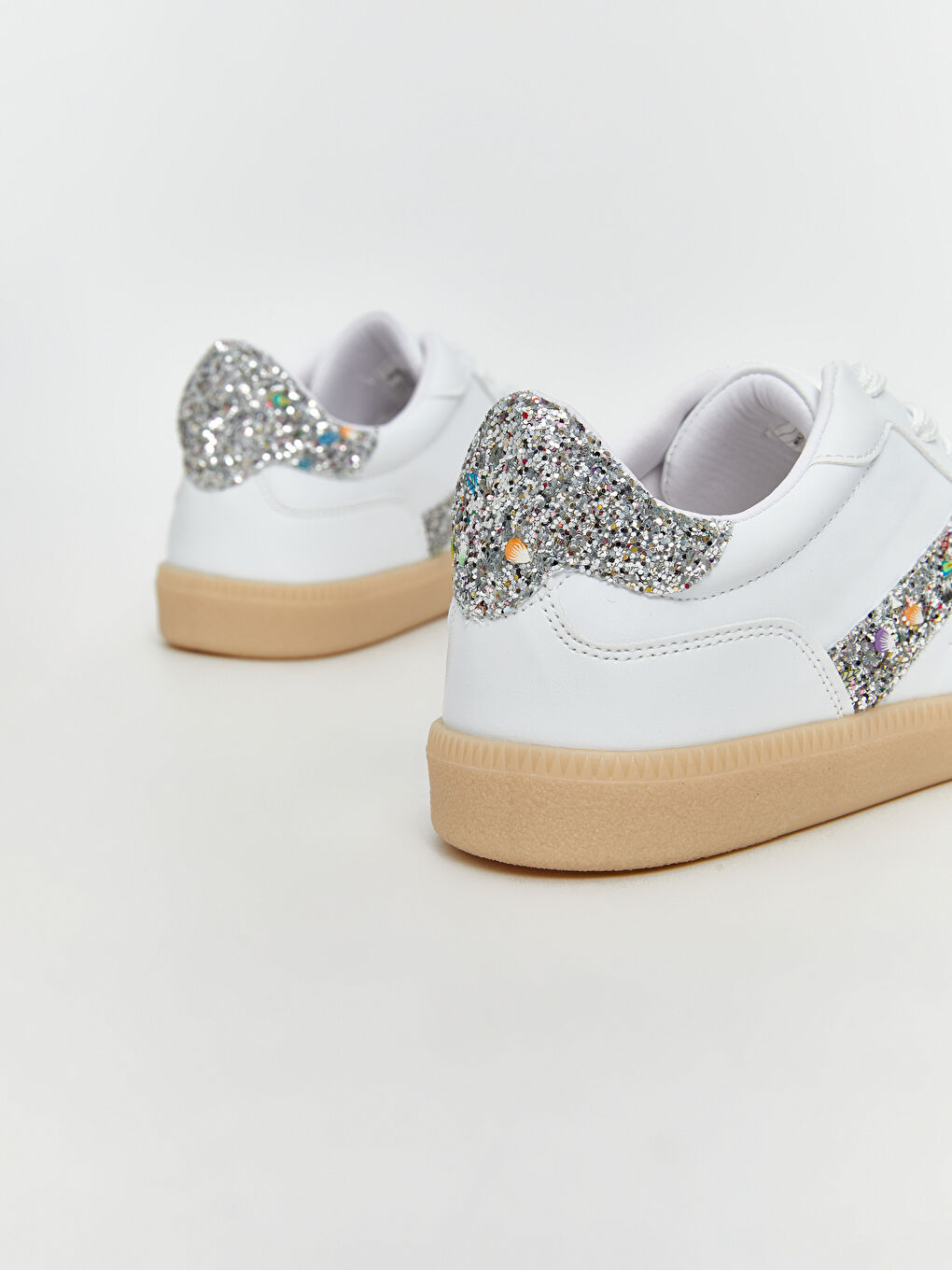 Beyaz Deri Görünümlü Kadın Spor Ayakkabı-4