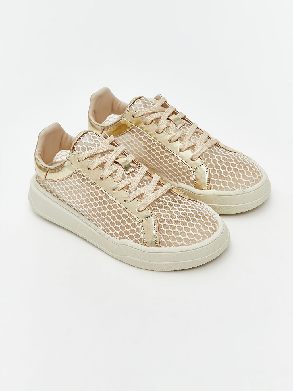 Bej Bağcıklı Kadın Spor Ayakkabı