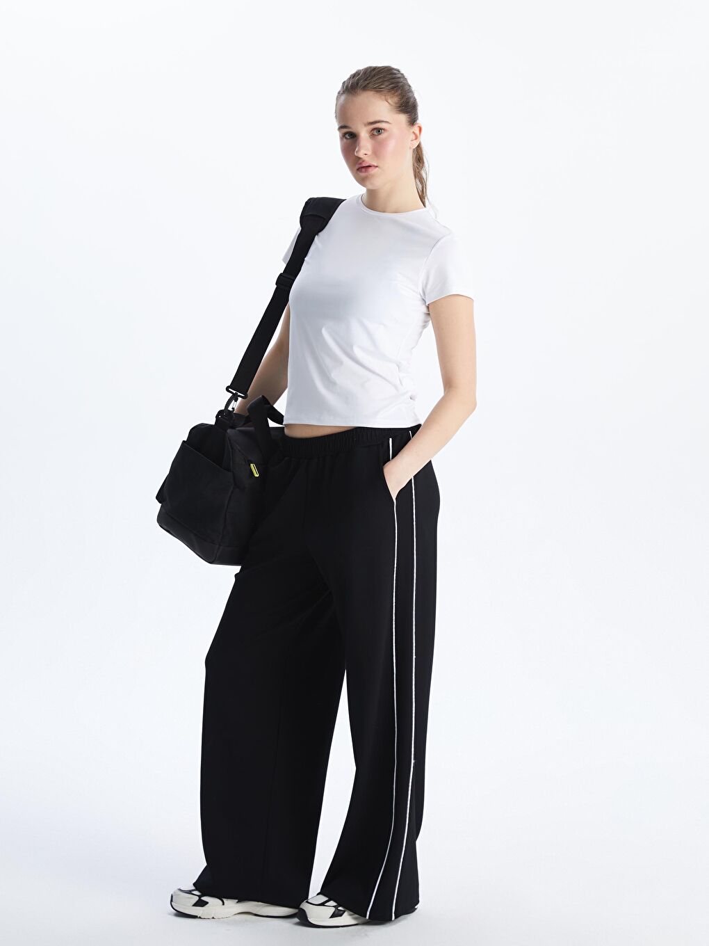 Siyah Beli Lastikli Modal Karışımlı Kadın Eşofman Altı