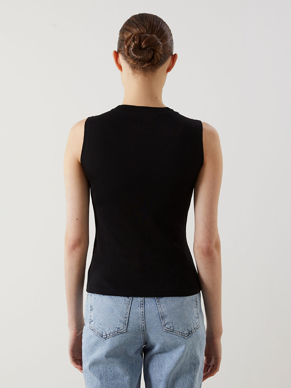 Siyah Bisiklet Yaka Kadın Atlet-3