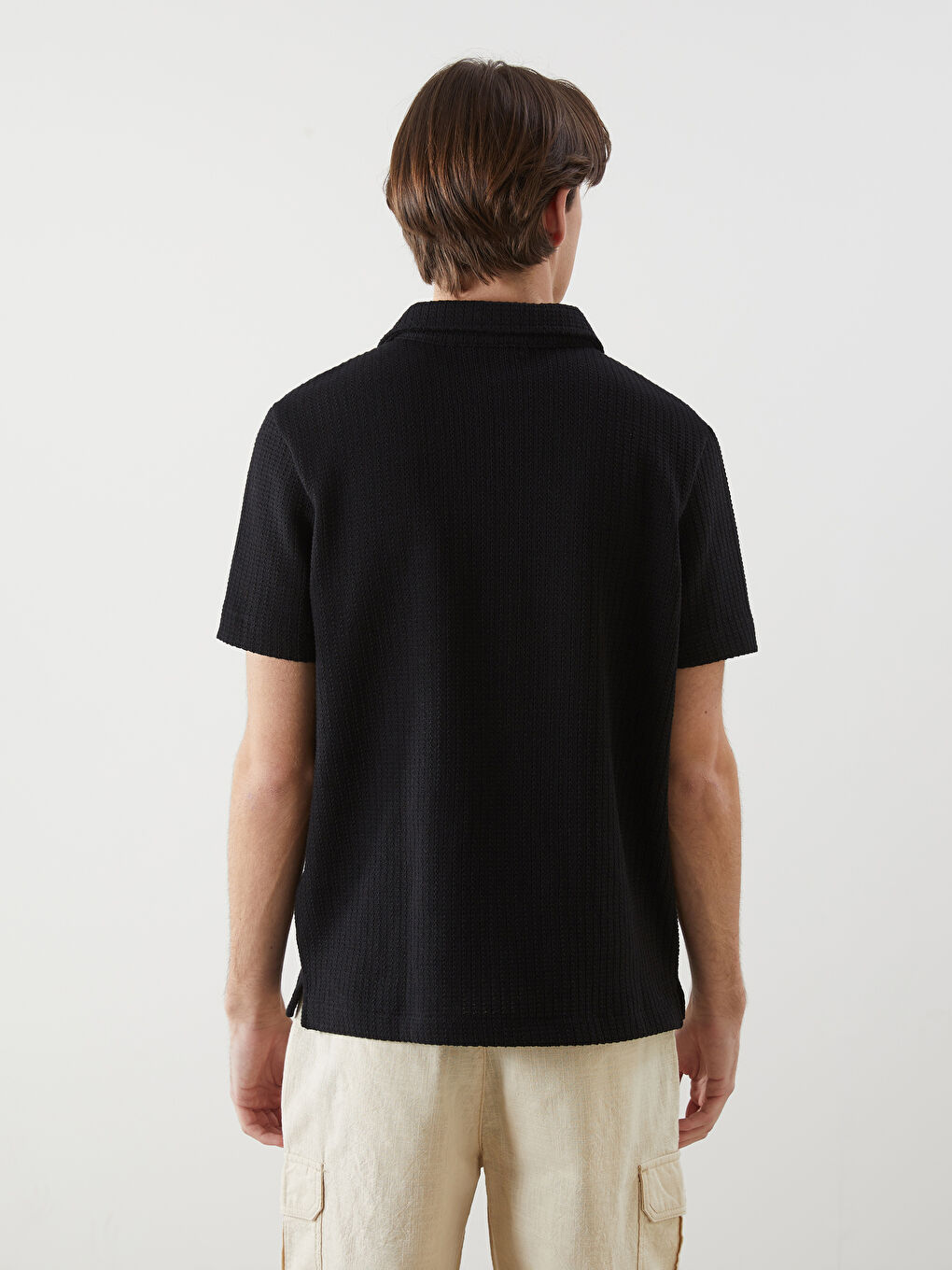 Siyah Polo Yaka Kısa Kollu Erkek Dokulu Tişört-3