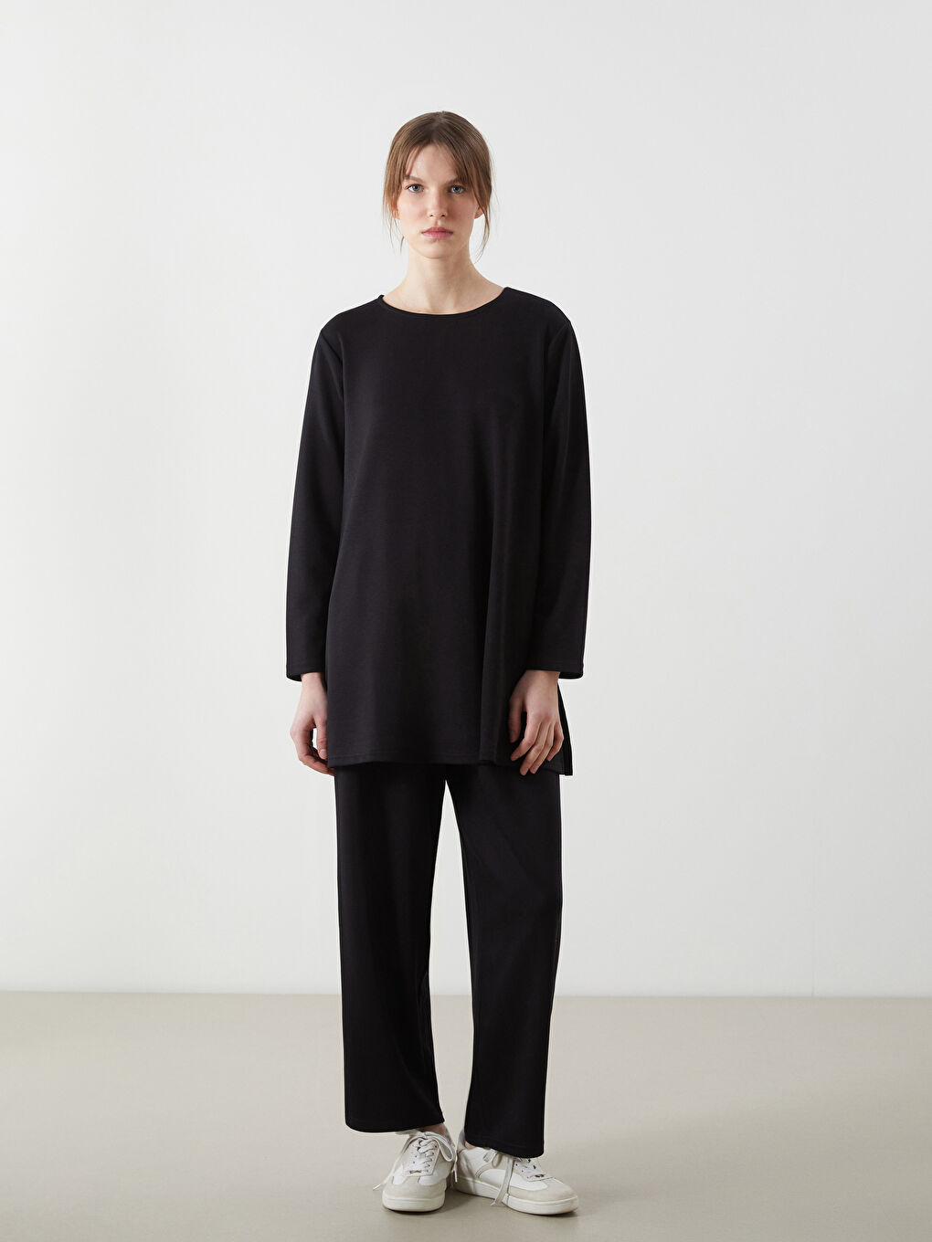 Siyah Bisiklet Yaka Kadın Tunik-1