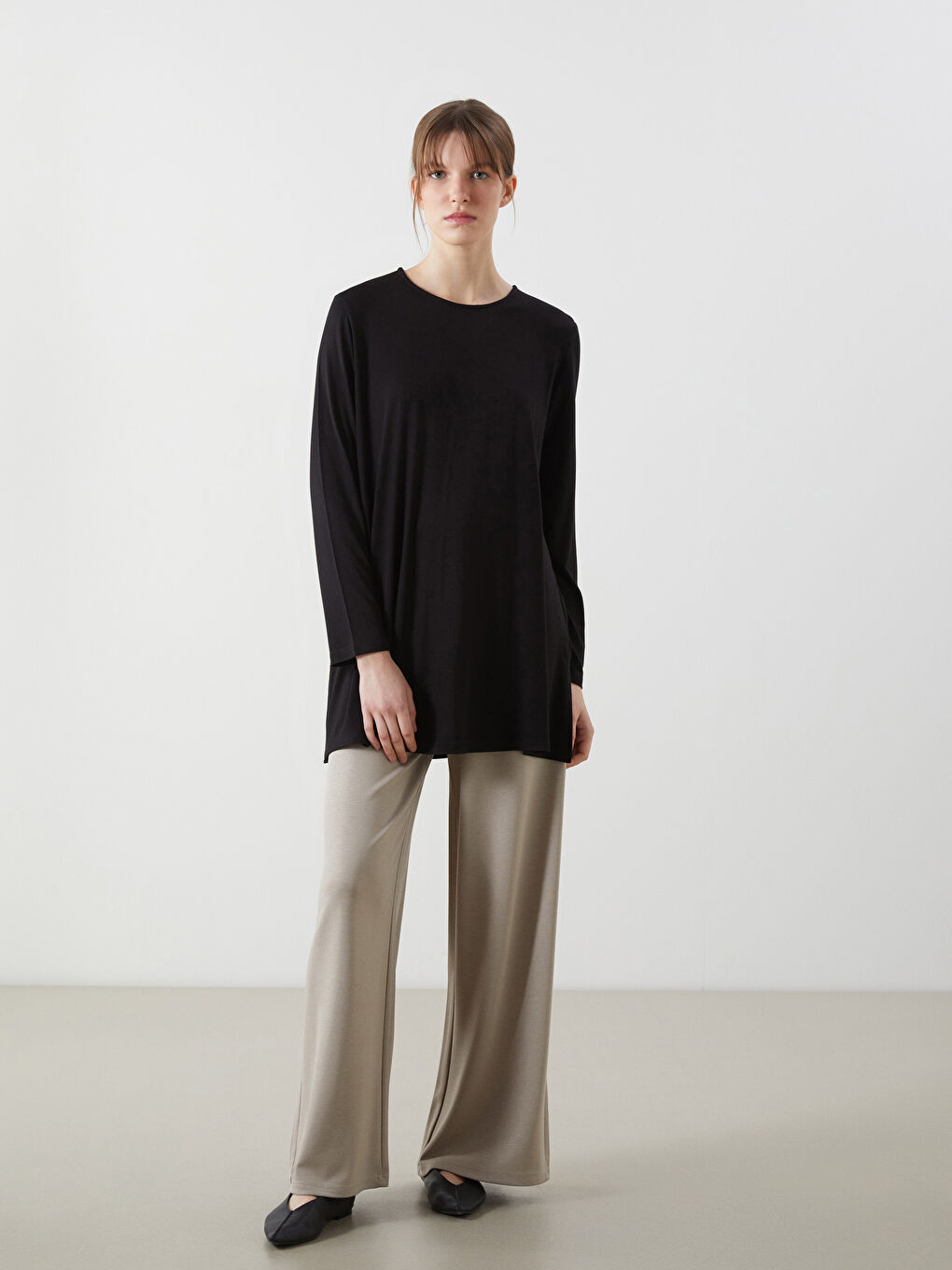 Siyah Bisiklet Yaka Kadın Tunik-1