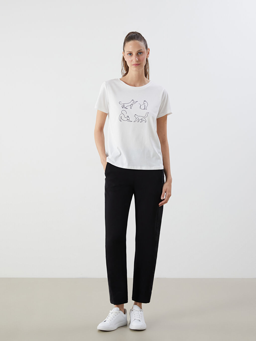 LCWAIKIKI Classic Elasticated Waist Women's Trousers -S5NC83Z8-CVL