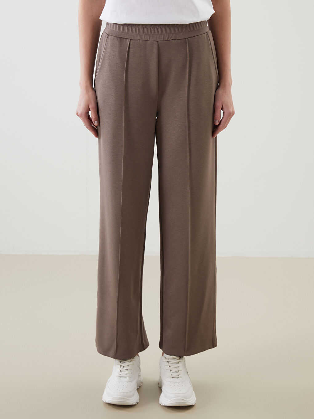 Women's Wide Leg Elastic Waist Tracksuit Bottom -S5ND23Z8-H55