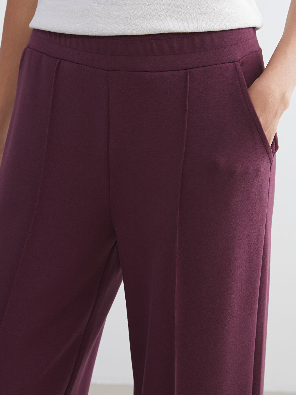 LCWAIKIKI Classic Elasticated Waist Wide Leg Women's Sweatpants -S5ND23Z8-HNV