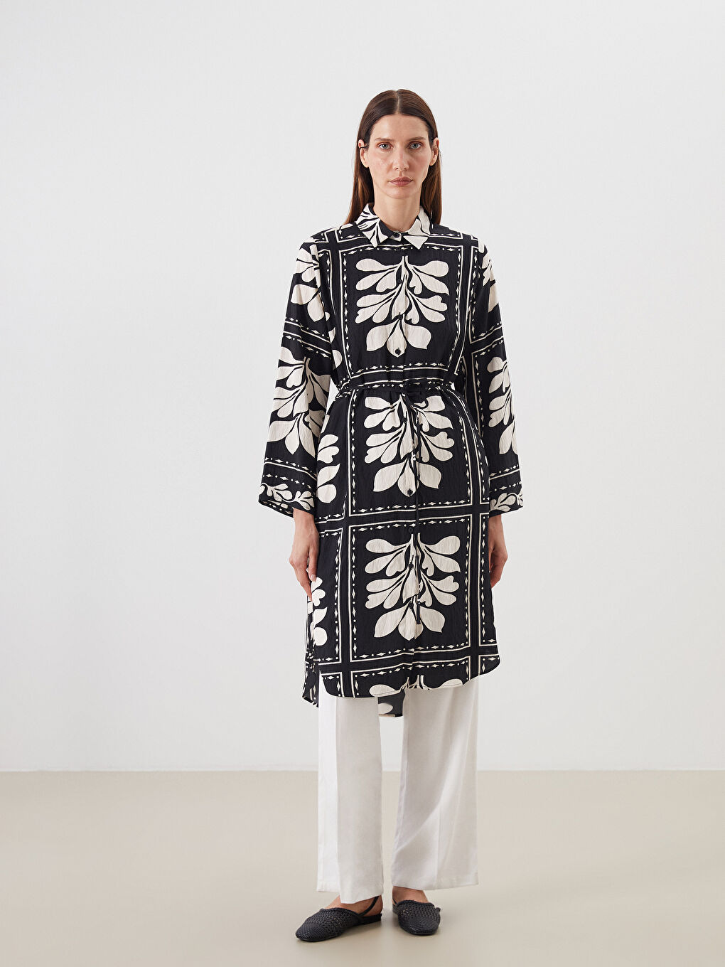 LCWAIKIKI Classic Floral Oversize Women's Shirt Tunic -S5ND40Z8-LQJ