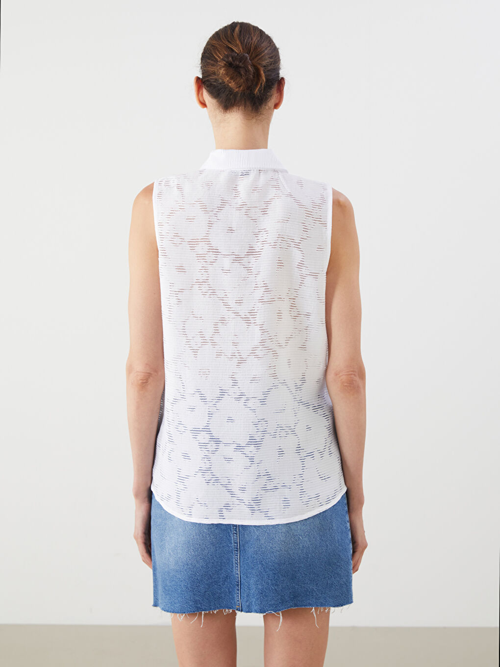 Beyaz Desenli Kadın Gömlek-3