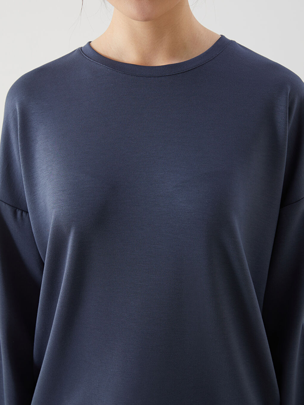 Antrasit Bisiklet Yaka Kadın Sweatshirt-2