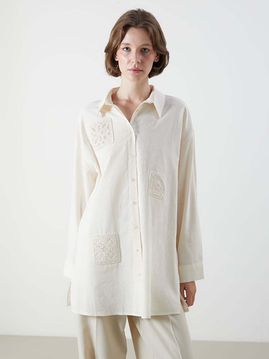Ekru Nakışlı Oversize Kadın Gömlek Tunik