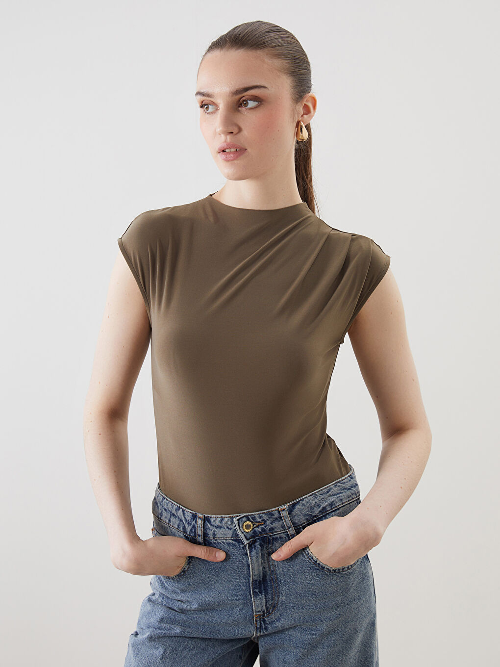 جل و بەرگی جەستە خاكی ئافرەت -S5NF94Z8-GXF