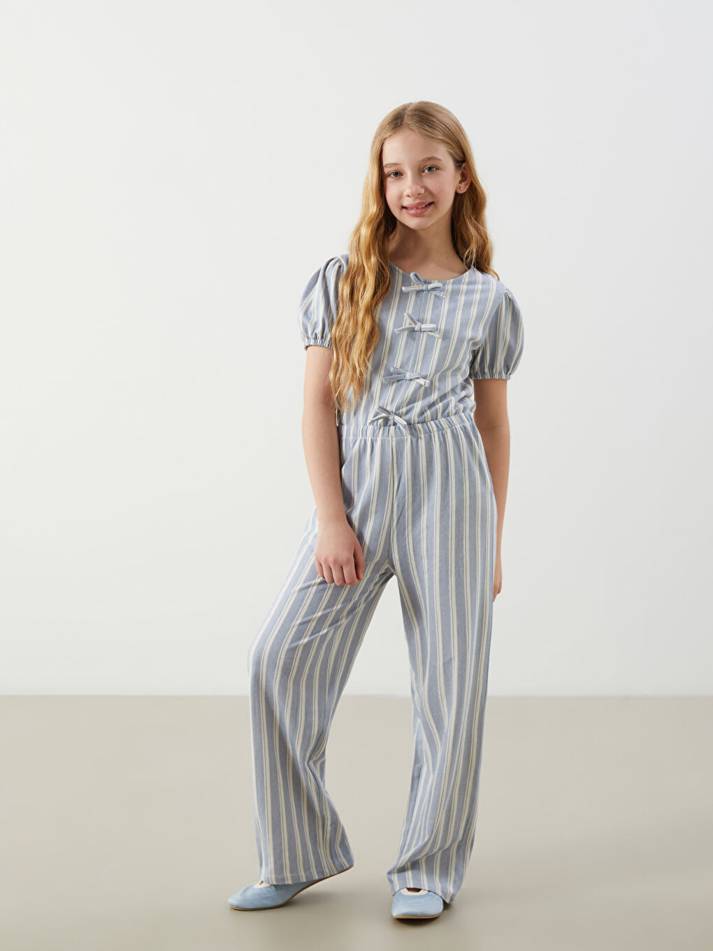 Mavi Çizgili Fiyonk Detaylı Kız Çocuk Tulum-1