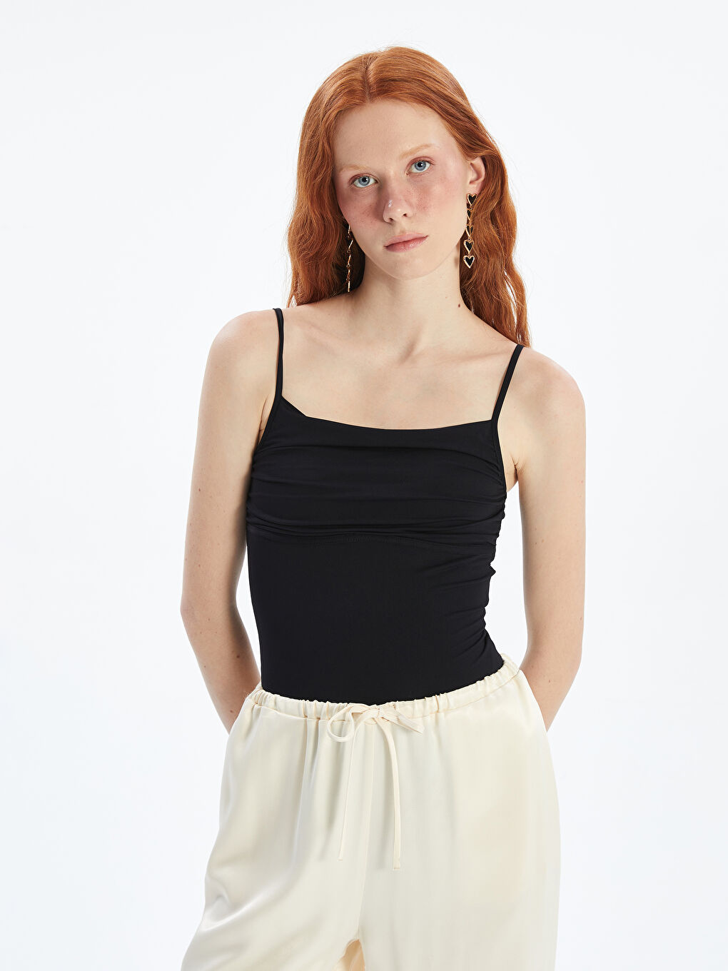 XSIDE Siyah Kare Yaka Kadın Bodysuit