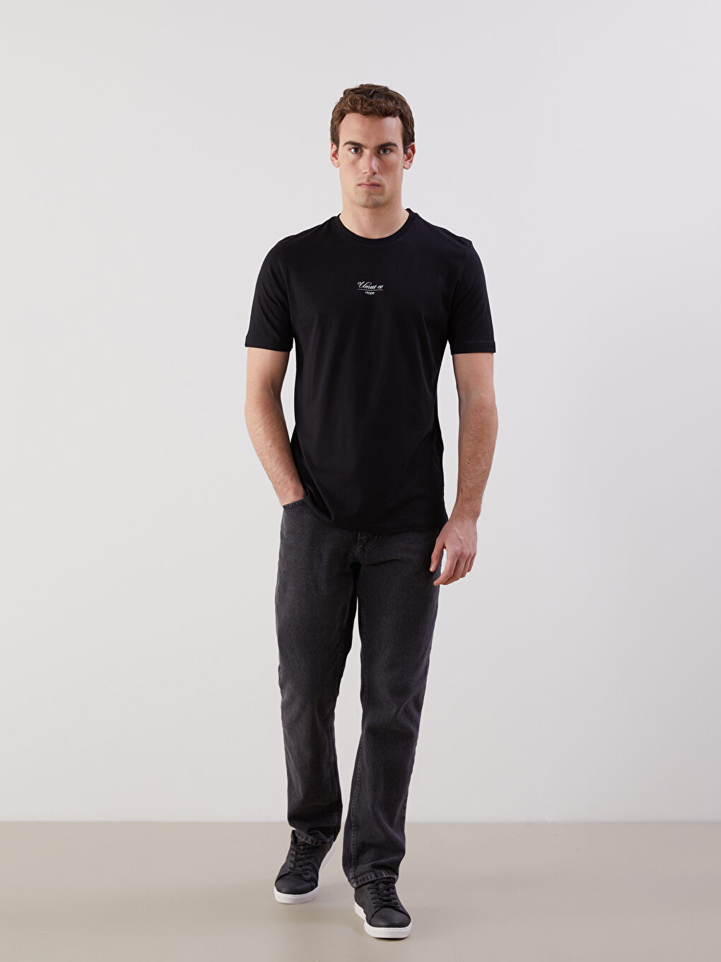 Siyah Umut Et Baskılı Erkek Tişört-1