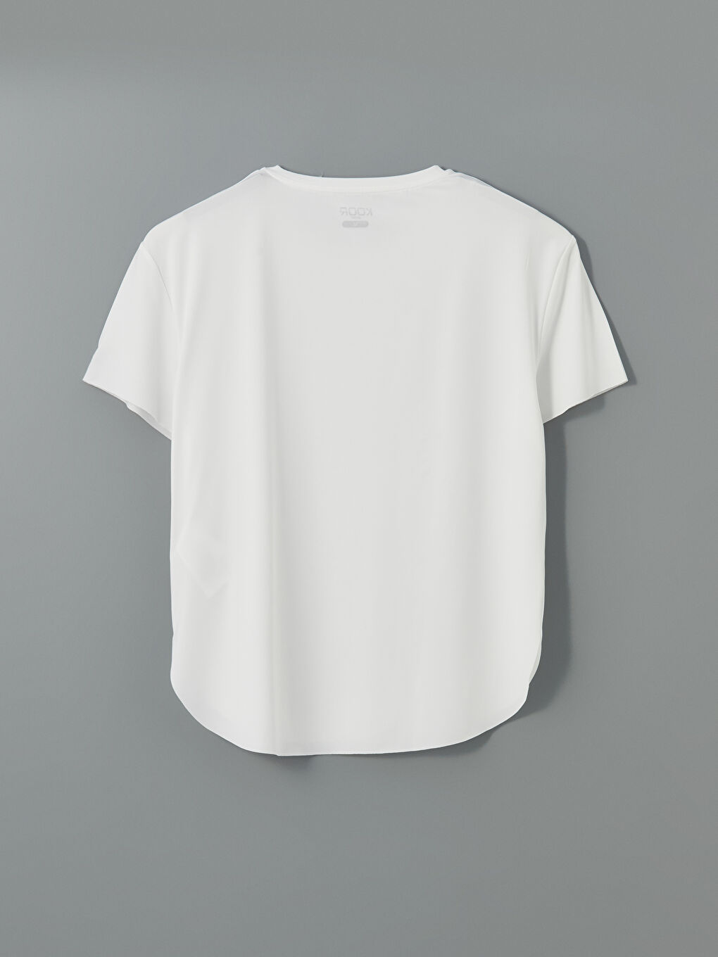 Beyaz Bisiklet Yaka Kadın Spor Tişört-5